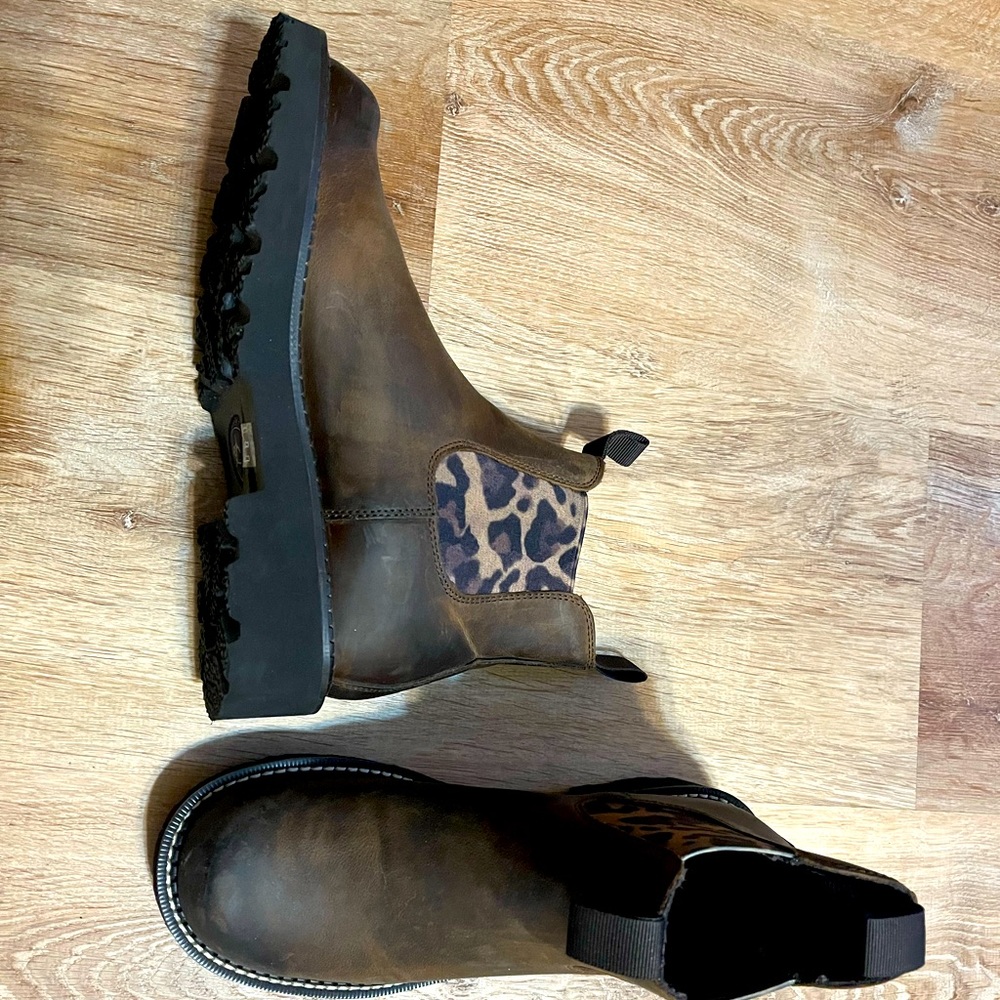 Ariat Fat Baby size 9